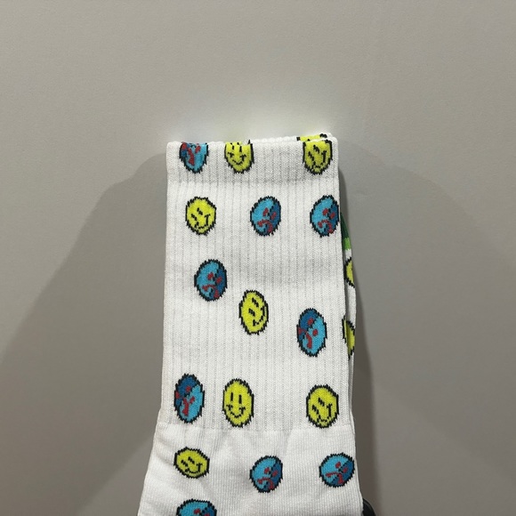 JJ Grant, Crew Socks, Smiley Face - Picture 5 of 7
